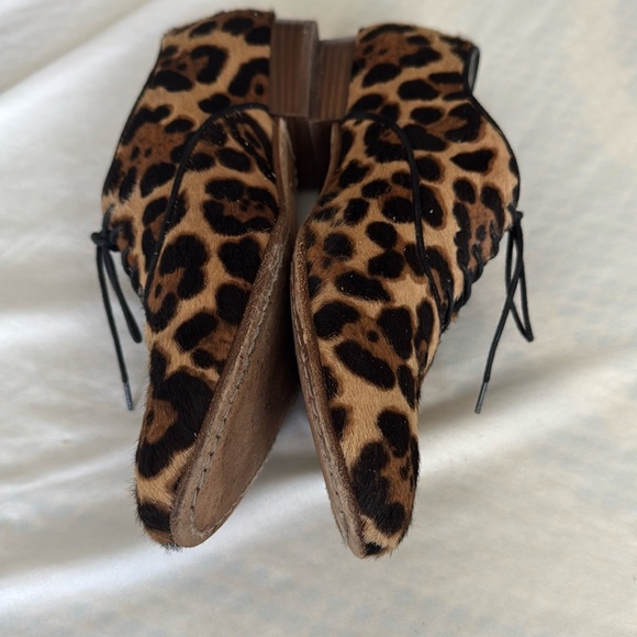 Leopard JCrew collection calfskin Lace-Up Oxford hazelnut
Made in Italy - Picture 8 of 17